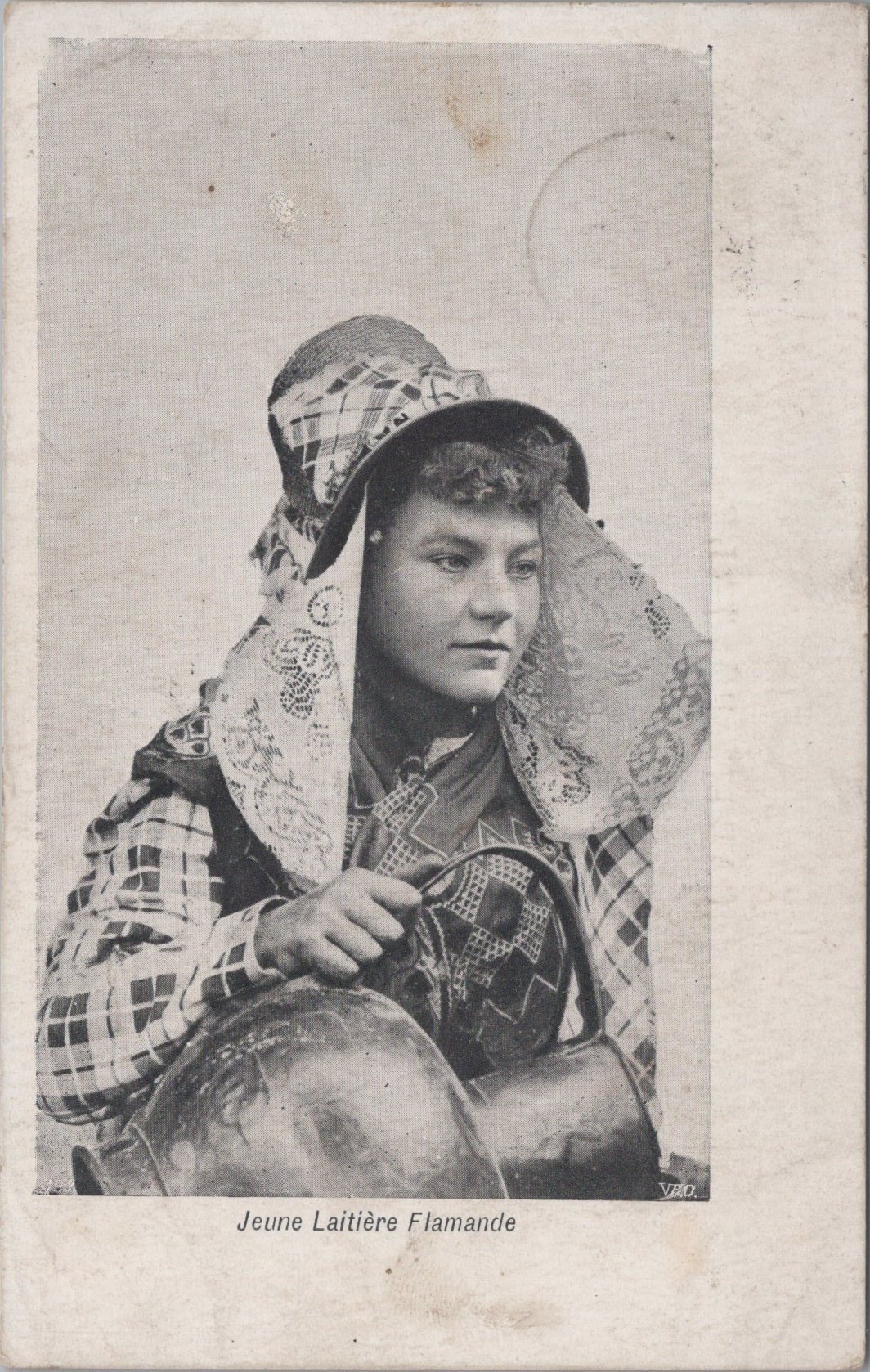 /Belgium/Places/BE_People_1914_Jeune Laitiere Flamande.jpg